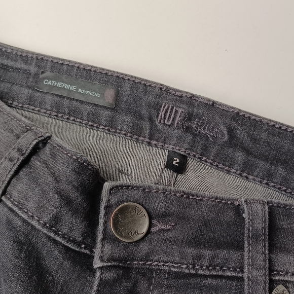 KUT FROM THE KLOTH Faded Gray Wash Distressed Catherine Boyfriend X-Small Jeans - Picture 6 of 9